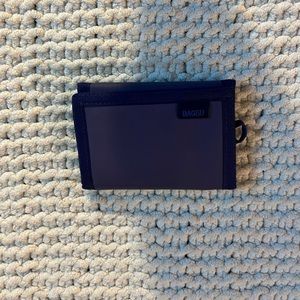 Baggu Trifold Velcro Wallet